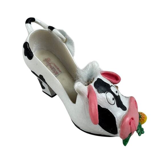 Willow Hall Shoo Shoo Figurine – "Moo Moo" Cow – Official Design No. 8 - Picture 3 of 6